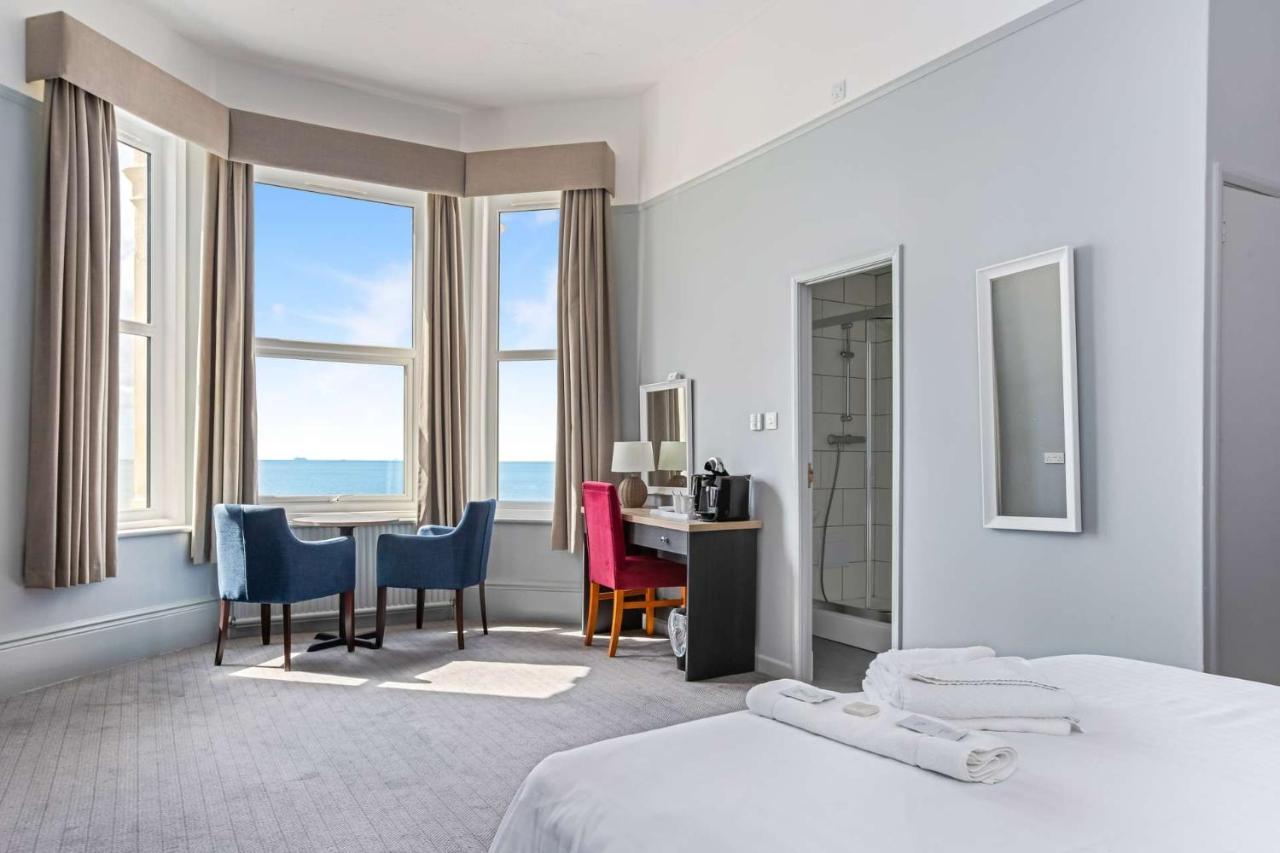 Exmouth Beach Hotel ภายนอก รูปภาพ