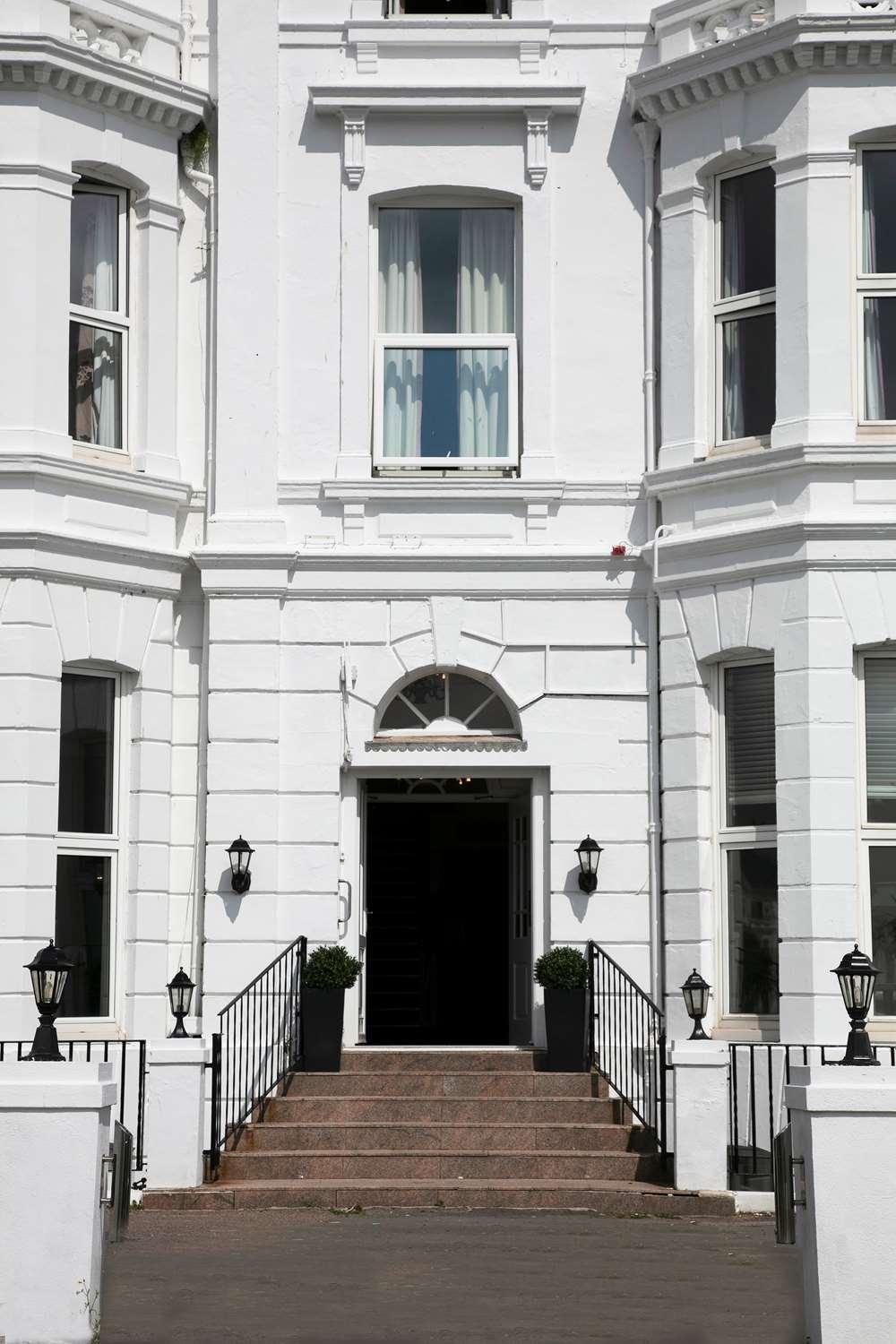 Exmouth Beach Hotel ภายนอก รูปภาพ