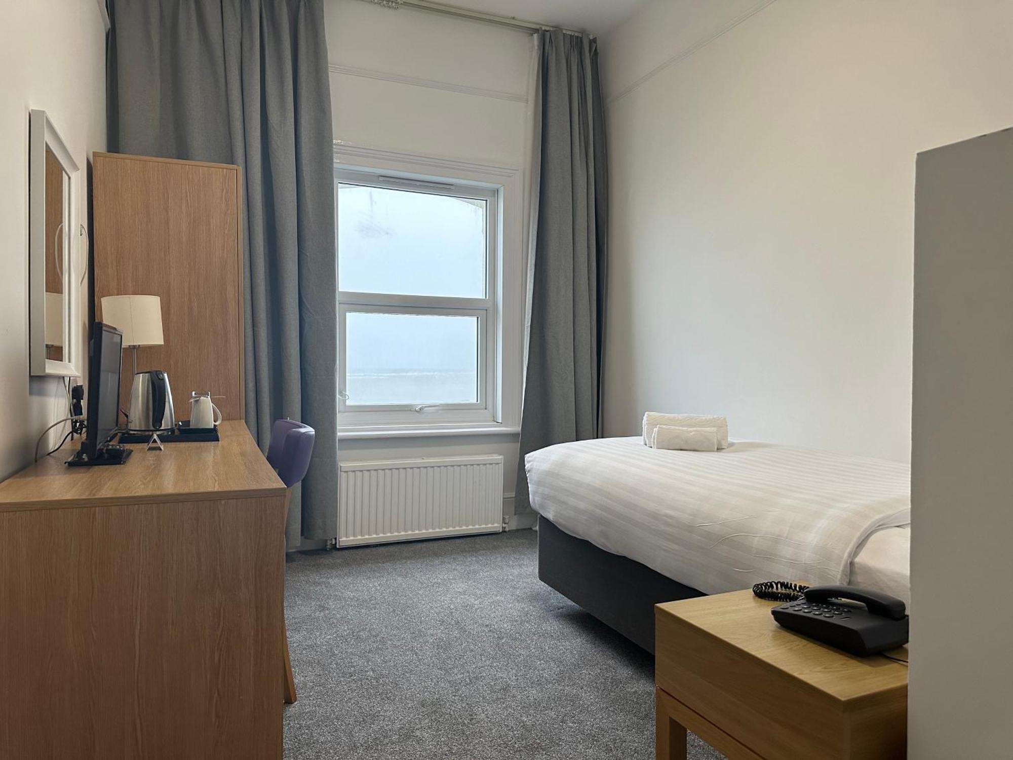 Exmouth Beach Hotel ภายนอก รูปภาพ