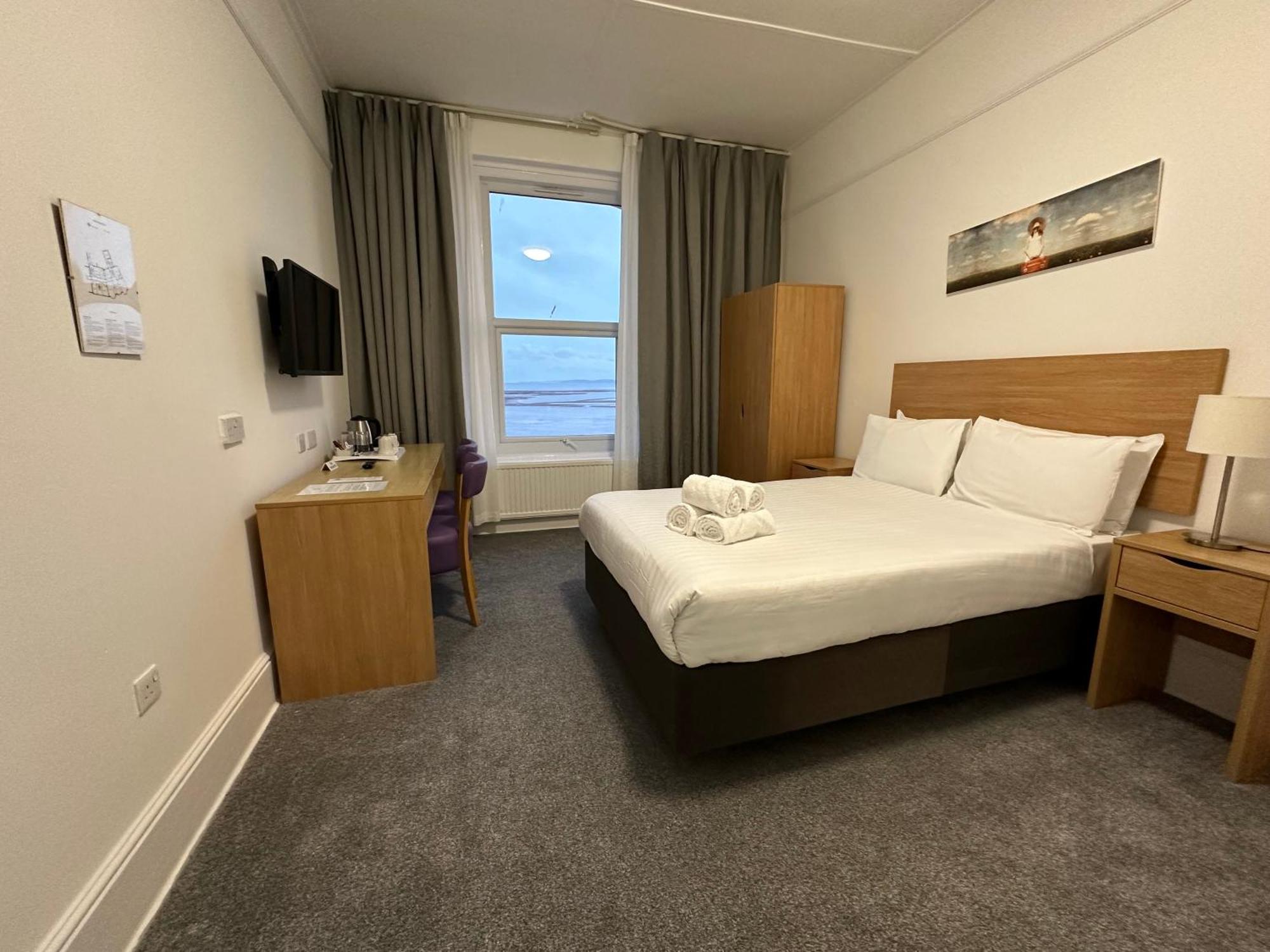Exmouth Beach Hotel ภายนอก รูปภาพ
