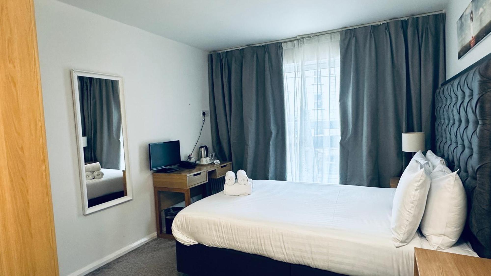 Exmouth Beach Hotel ภายนอก รูปภาพ